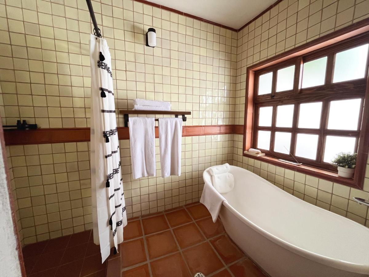 Casa Entrevez Bed & Breakfast Valle de Guadalupe Bagian luar foto